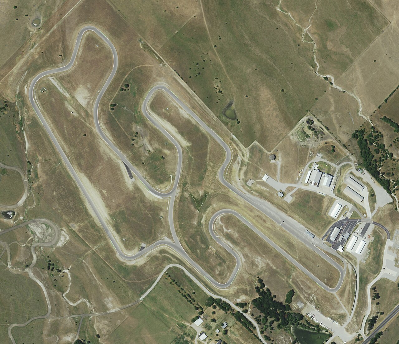 Eagles Canyon Raceway — orthophoto of Eagles Canyon Raceway in 2022, taken as part of the {{w:National Agriculture Imagery Program}}.