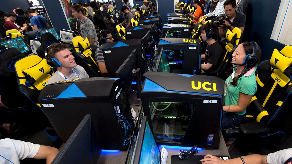 Maxwell eSport Arena
